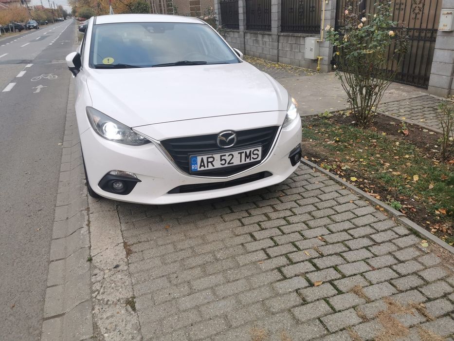 Mazda 3 din 2015