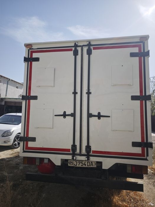 Isuzu NQR 2015-yil. 75 tonnalik.