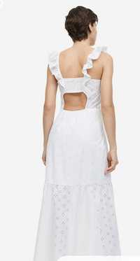 Красива бяла рокля с дантела на ХМ - нова, размер С
