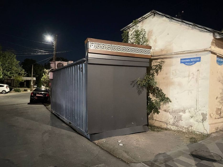 kochma magazin sotiladi 2800$ oxr narx , konteyner dokon yoki  ofis