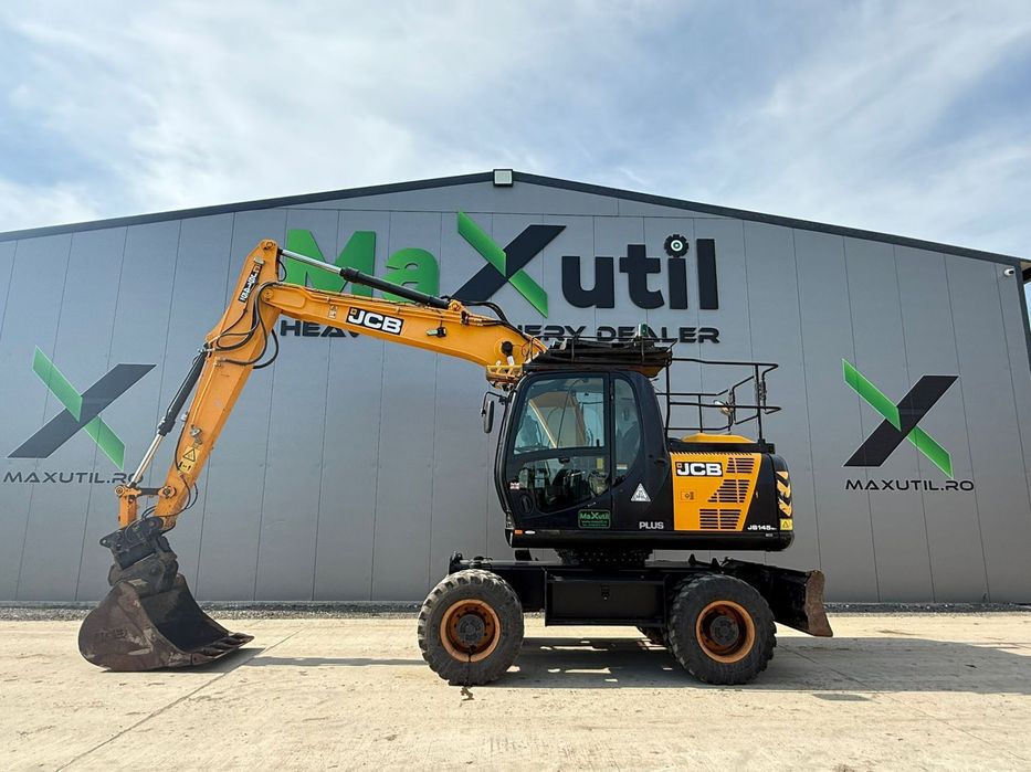 JCB JS 145 Excavator pe Roti JCB JS 145 Excavator pe Roti