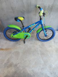 Детско колело с помощни колела