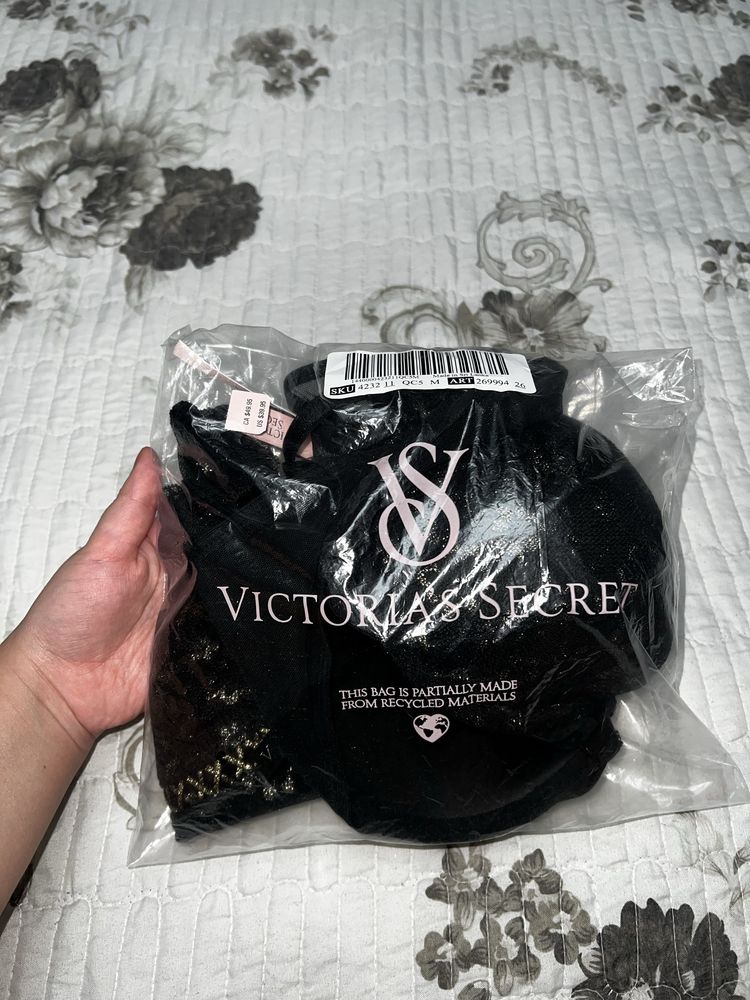 Абсолютно новый комплект нижнего белья Victoria’s Secret