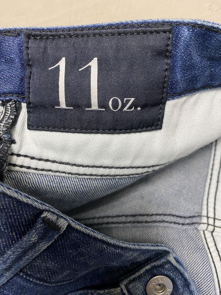 Продавам маркови дънки Armani