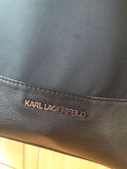 **Karl lagerfeld**
