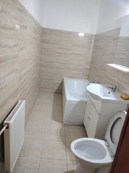 Vand apartament 2 camere