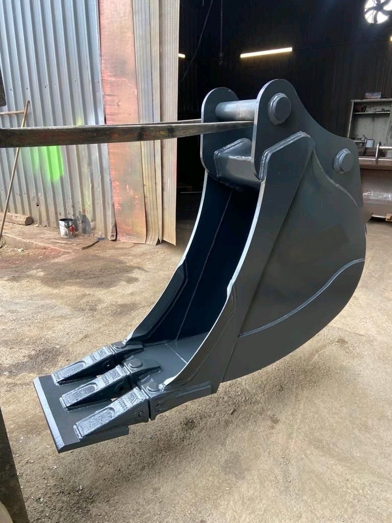Cupe excavator  CW cu dinti hardox klac lehnhoff rampe aluminiu foreza