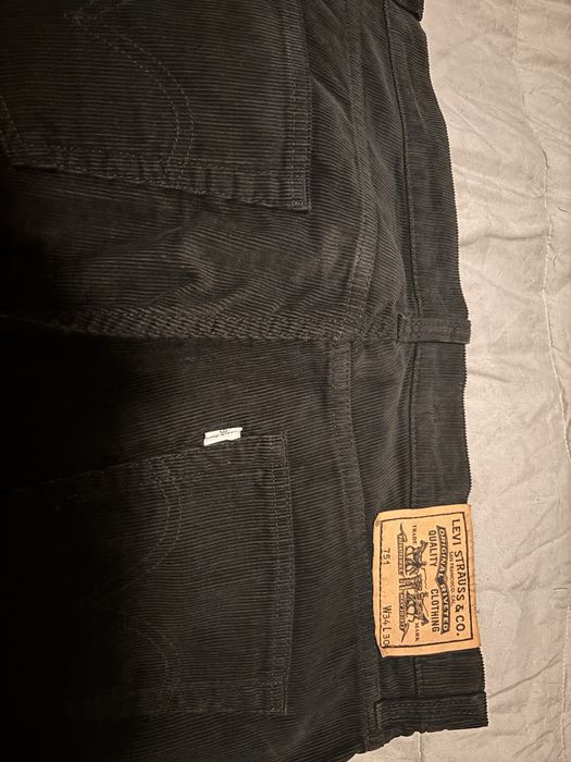 Pantaloni Raiati levis originali marimea 34/30, nepurtati