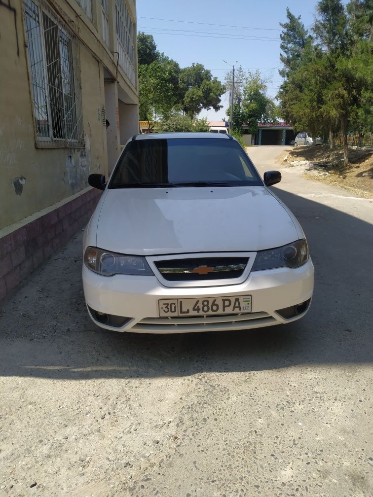 Bartir Epikaga maqulbusa aloqaga chiqing