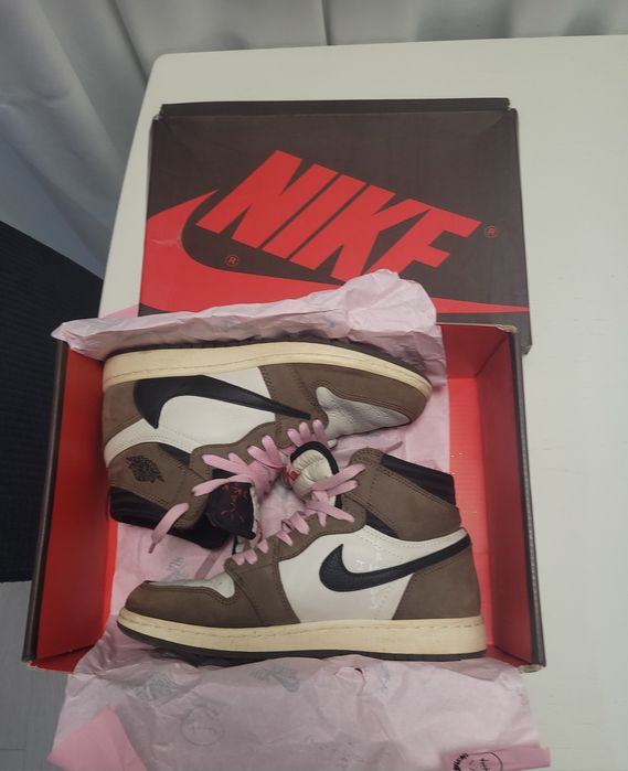 Jordan 1 Retro High OG SP Travis Scott Mocha