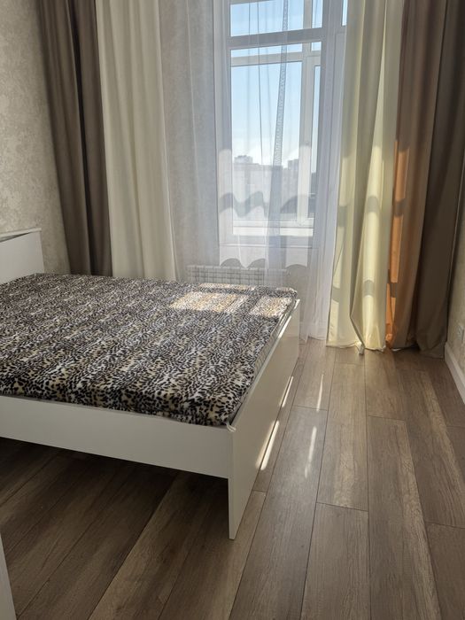 Сдам квартиру на левом рядом КазГЮА