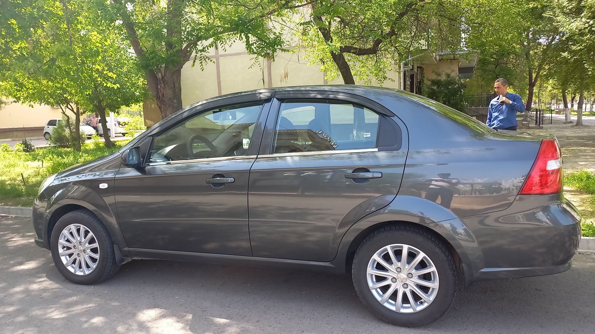 Chevrolet nexia 3 2 позиция