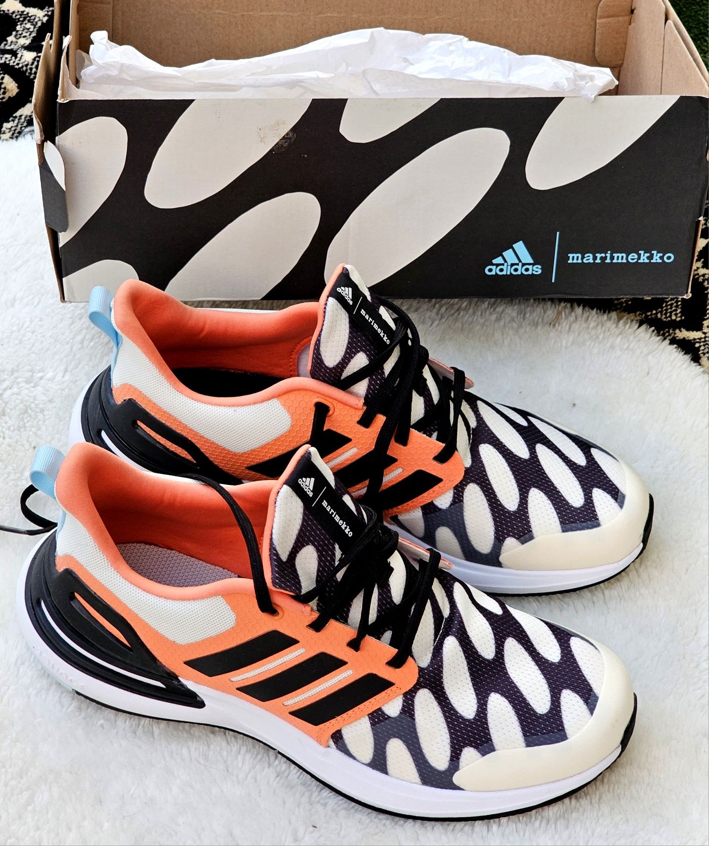Adidas Marimekko оригинални нови  дамски сникърси 38 номер