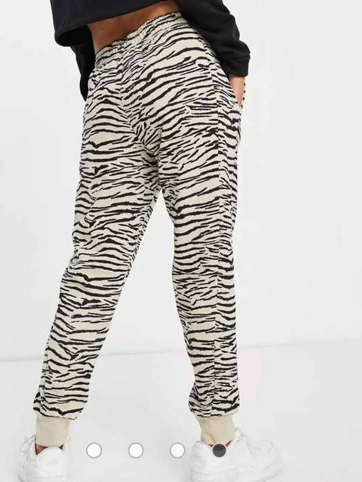 спортно долнище DKNY
