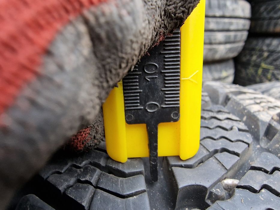 Anvelope 205/65R15C marca Semperit, DOT 2024 ,M+S, 8 mm