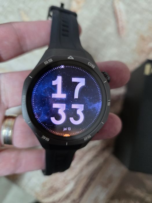 Huawei watch GT5 PRO. Cutie completa