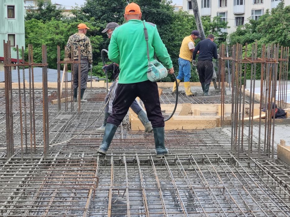 Executam lucrari de constructii