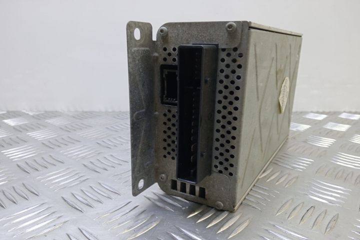 Amplificator auto audio 4F0035223 Volkswagen VW Tiguan prima generati