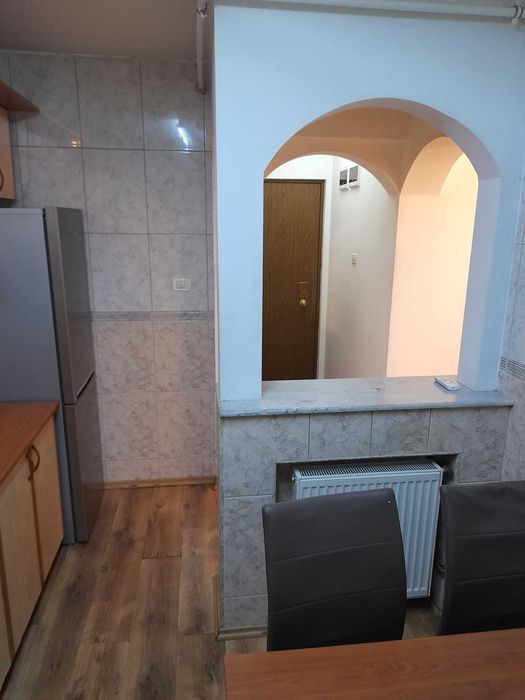 Apartament 3 camere de inchiriat