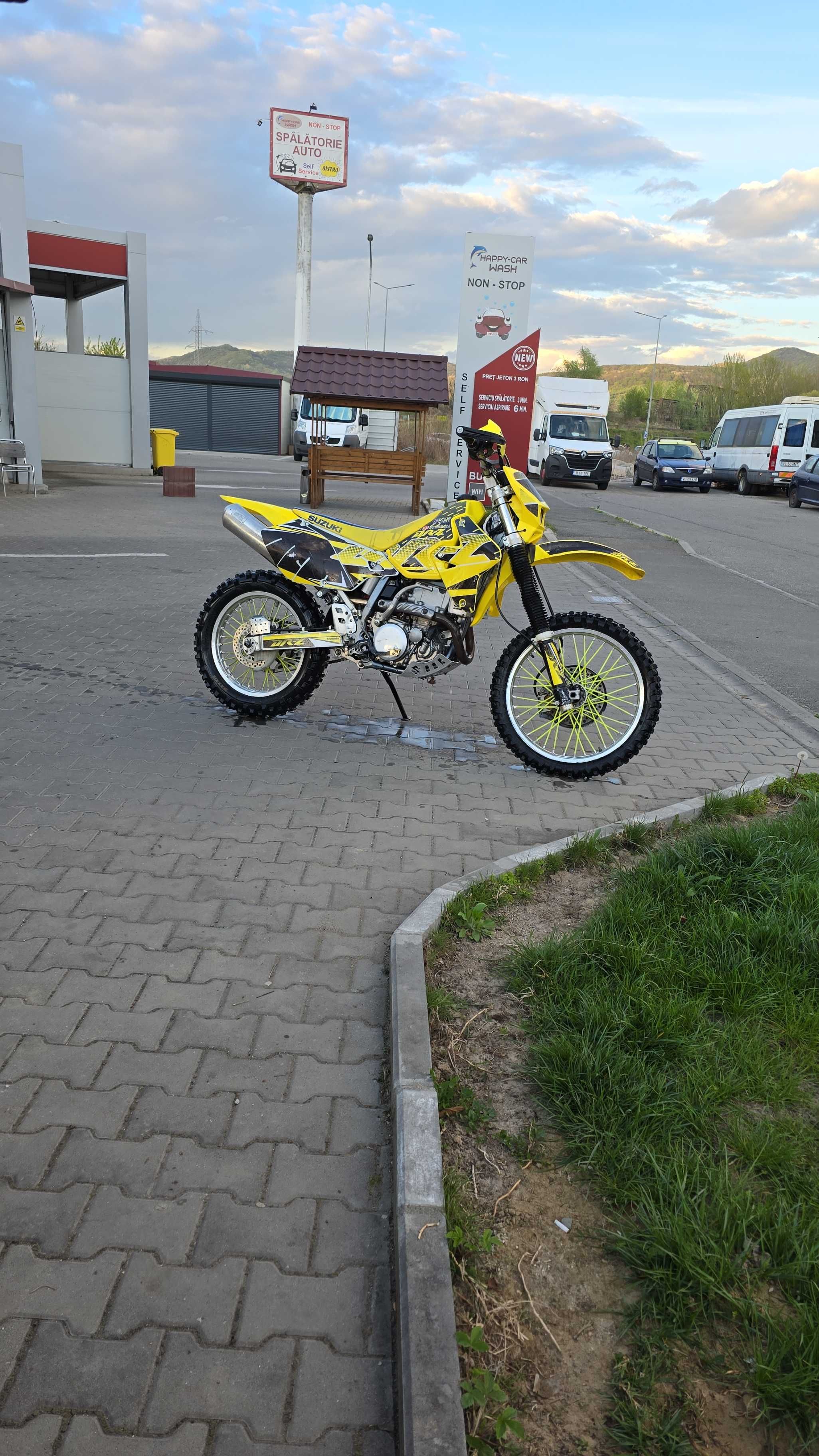 Suzuki DR Z 400 E