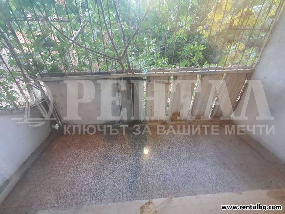 Тристаен панел до парк Бели брези !!!