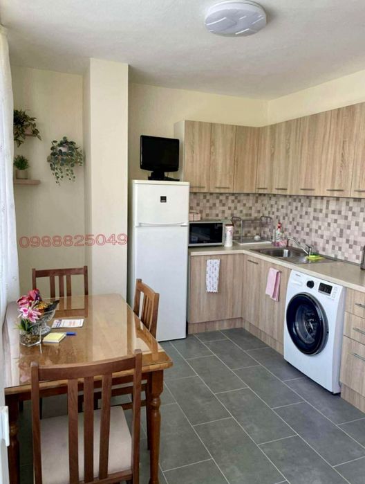 Тристаен Апартамент под наем