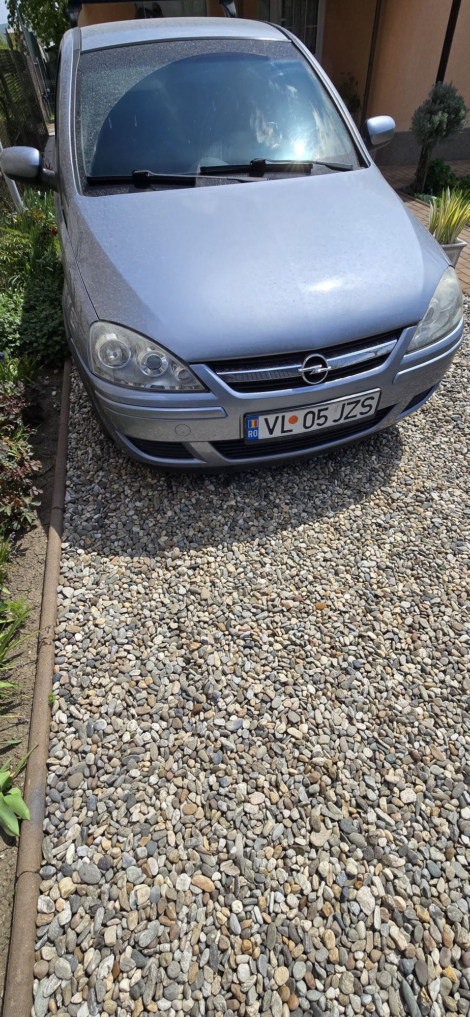 Vand corsa c , an 2005, 1 2 benzina + gpl