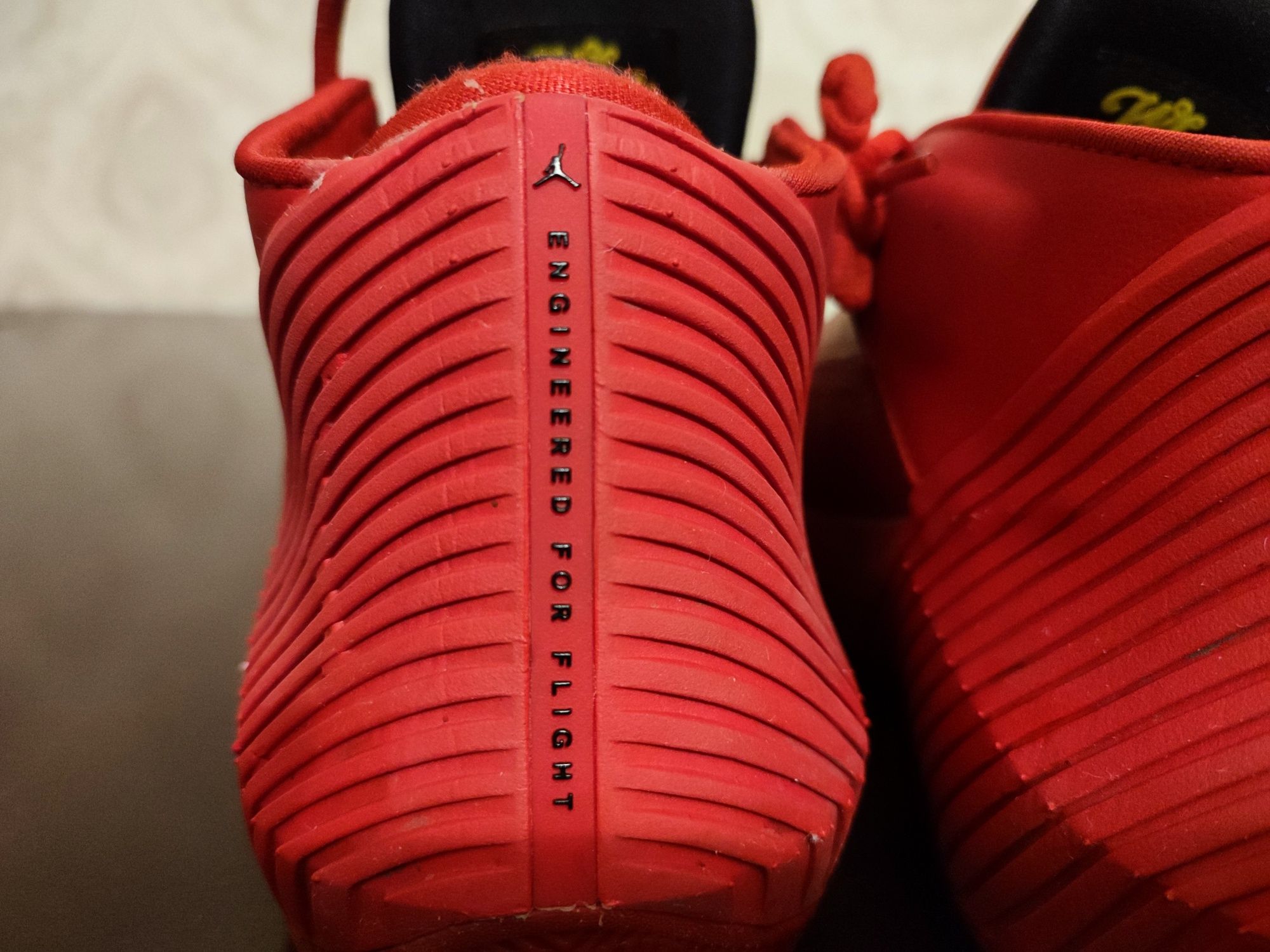 Продам кроссовки Nike Jordan Air