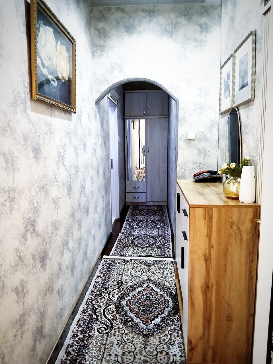 Продается квартира 2*3/3/4 зеркалака