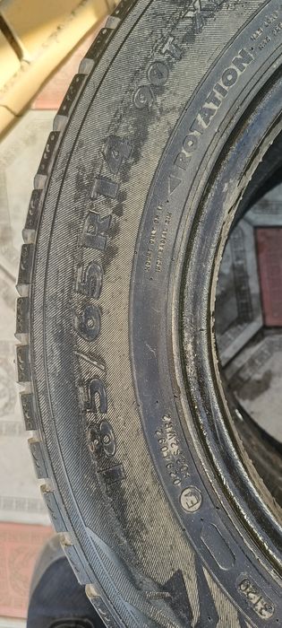 Продам шины 1сезон проездил