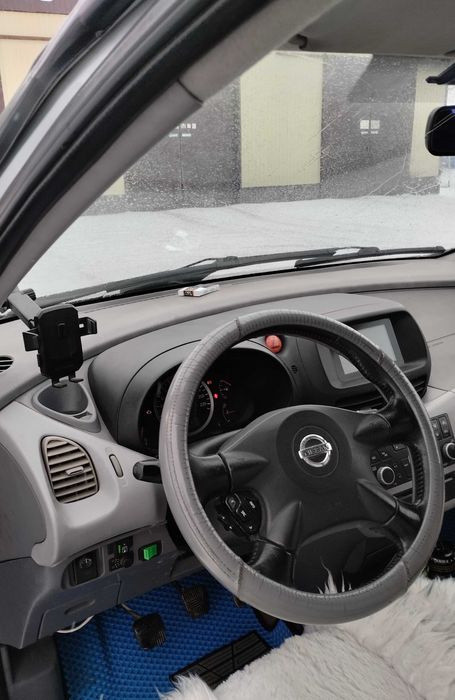 Продам Ниссан Альмера Тино 2004 года