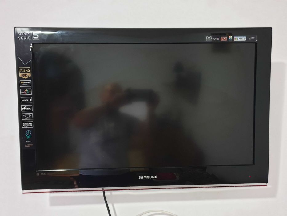 TV LCD Samsung serie 5 ( CITITI ANUNTUL )
