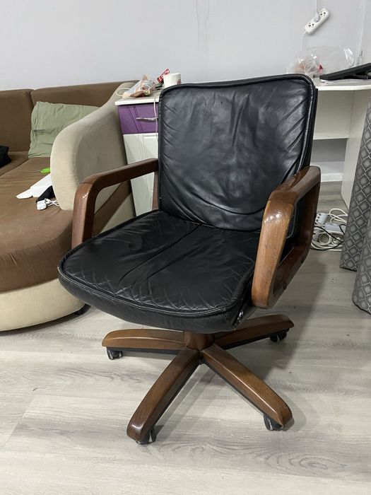 Компьютерное кресло