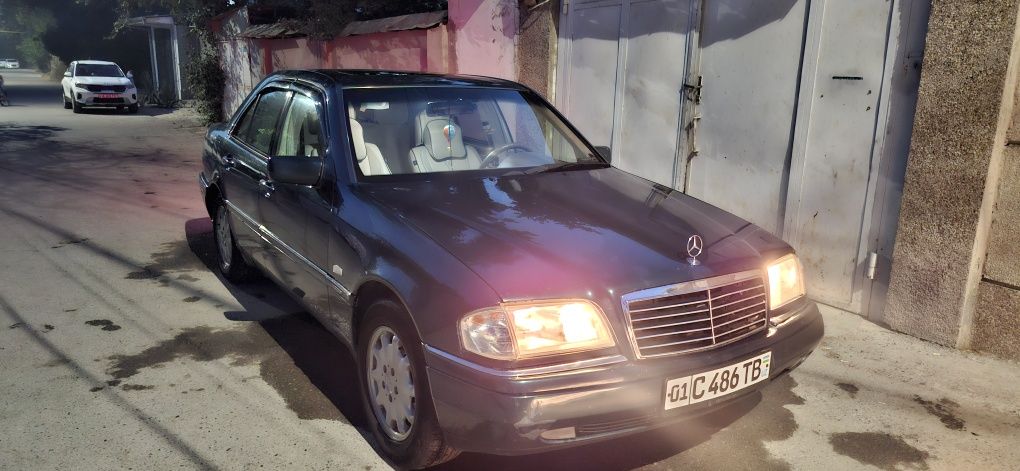 W202 mers мерседес. В хорошем состоянии жудда зур холатда