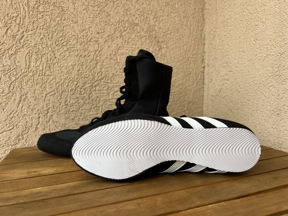 Босьорски обувки Adidas Box Hog 2