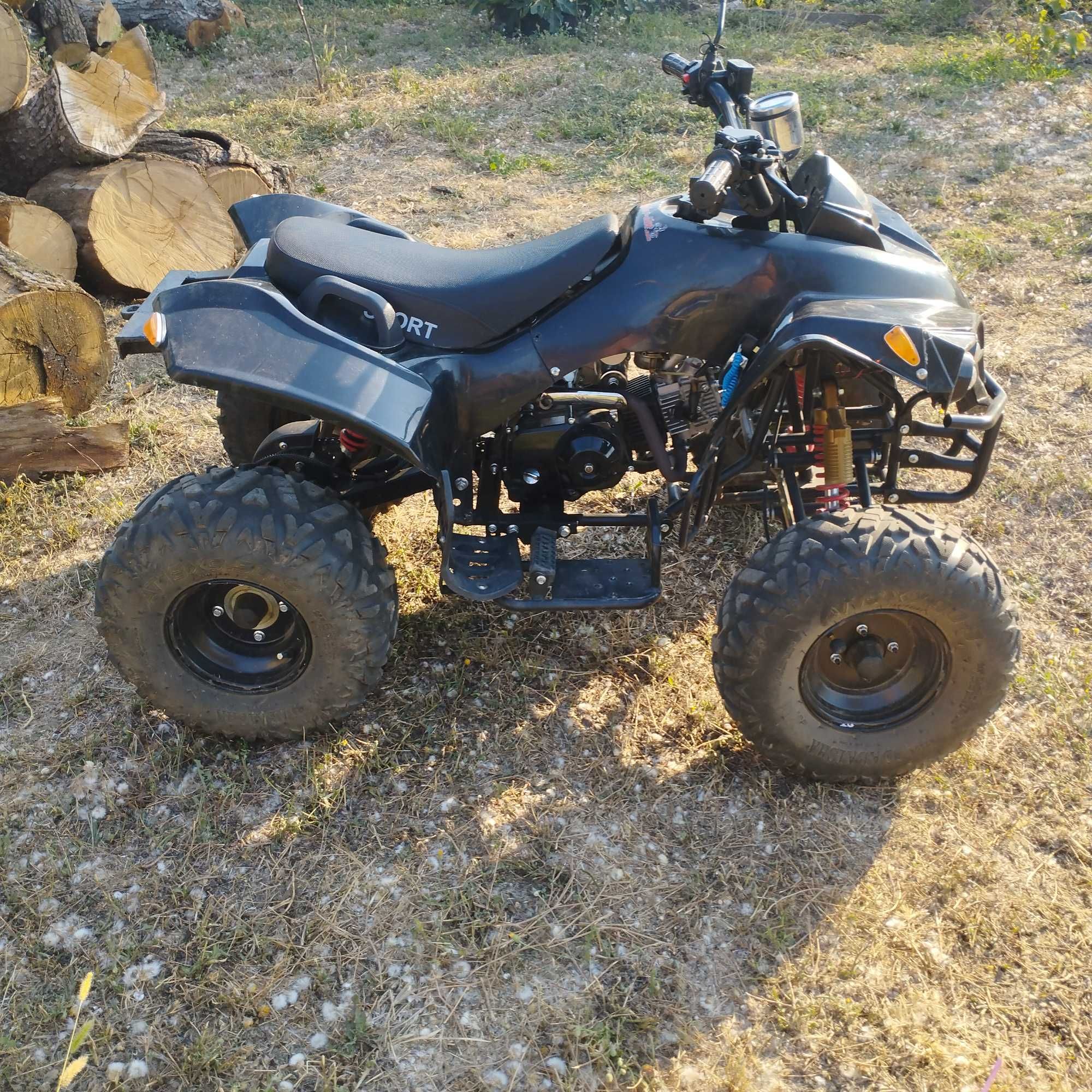 Продавам Атв 200.