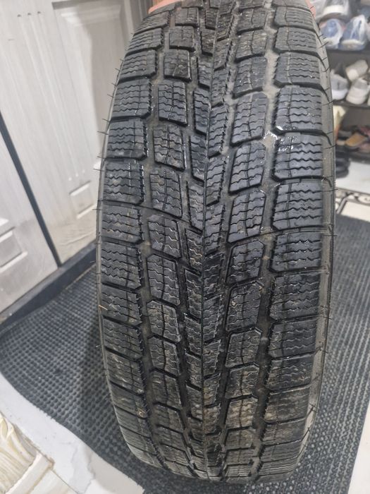 Покрышка R18/65/225