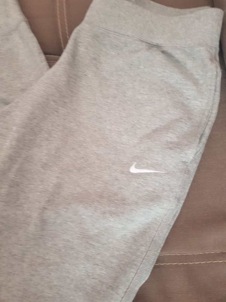 Nike  ново долнище р.XXL