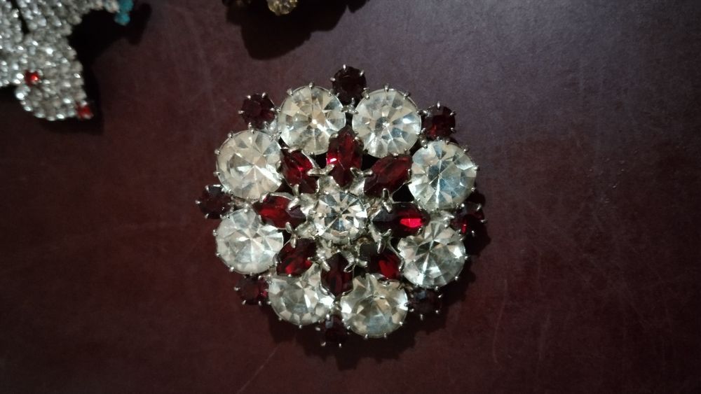 Брошки советского периода.