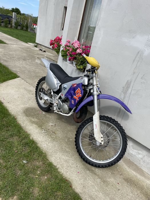 Schimb Aprilia 125 2T cu cross 4t
