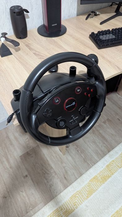 Продам геймпад руль
