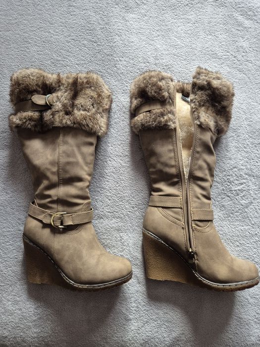 Дамски зимни ботуши