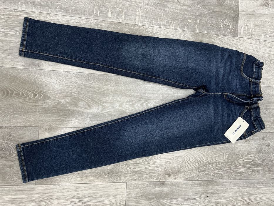 Продам джинсы новые с этикеткой