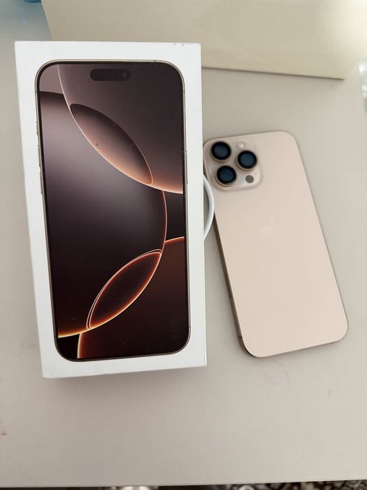 iPhone 16promax Disert titan, 256GB ,ёмкост 100%в идеальном состоянии