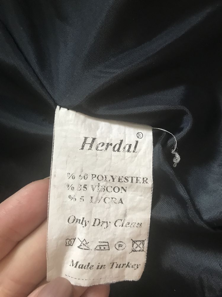 Пиджак для девочки Herdal 10-14 лет