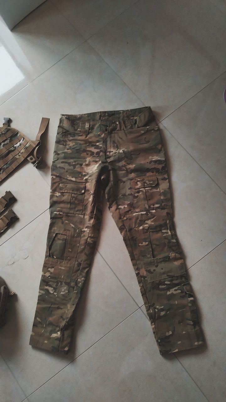 Pantaloni tactici Airsoft