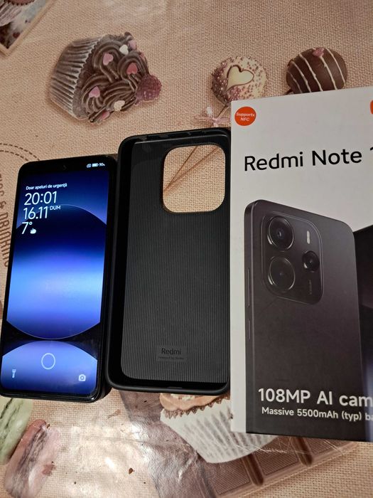 Vand urgent telefon redmi note 14 nou folosit o luna