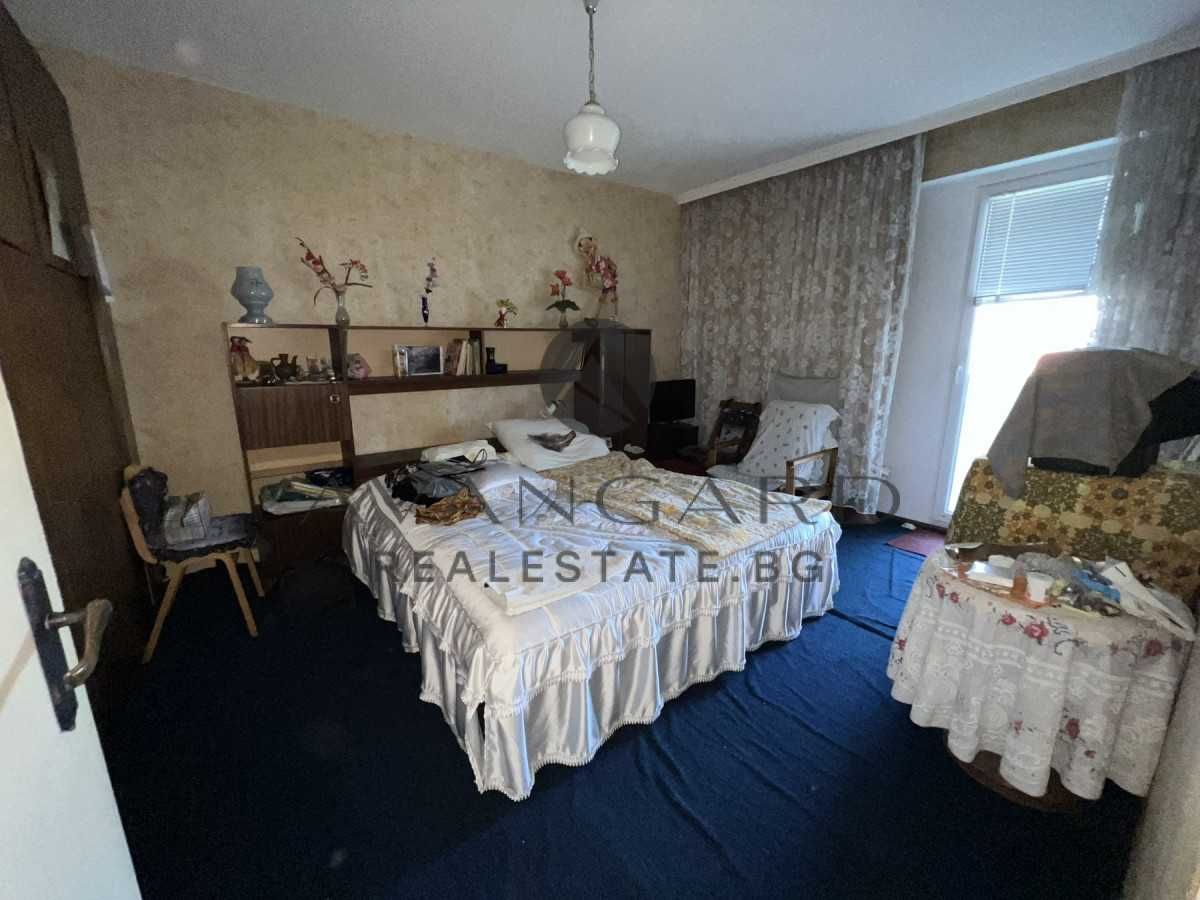 оф.23565 Тристаен реална квадратура/ Смирненски