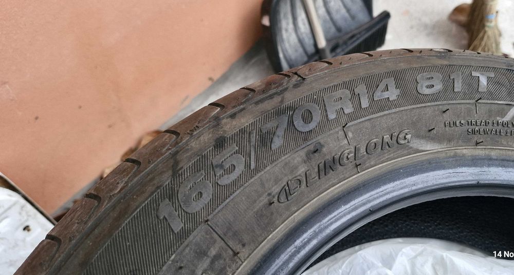 Vand 4 anvelope de vara 165/70R14