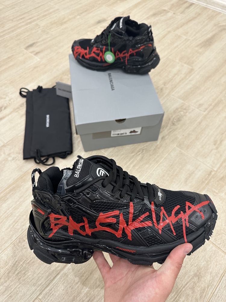 Balenciaga Runner Graffiti